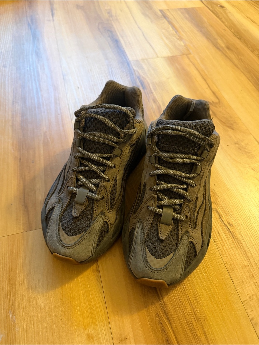Yezzy Boost 700 V2